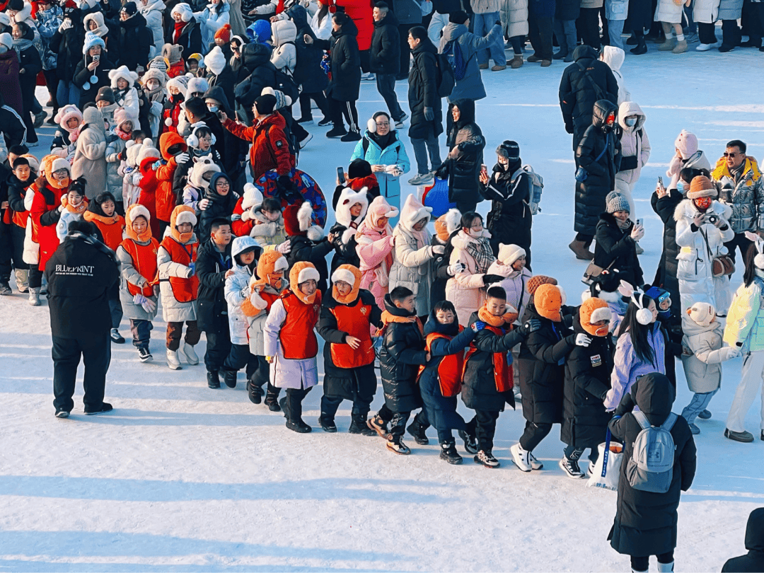尔滨冰雪童话节走进太阳岛雪博会新葡京娱乐城2026第七届哈(图2) 尔滨冰雪童话节走进太阳岛雪博会新葡京娱乐城2026第七届哈(图2)